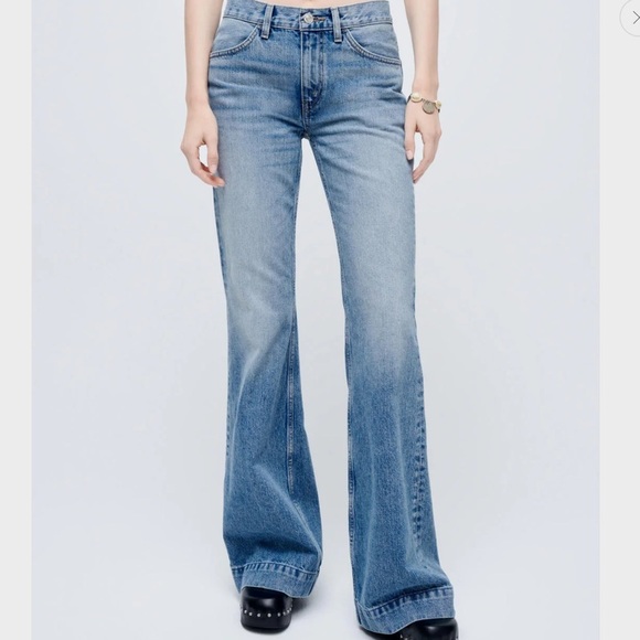Re/Done Lake Blue 70s Low Rise Bell Bottom Jeans Size 29 NWT - Picture 1 of 10